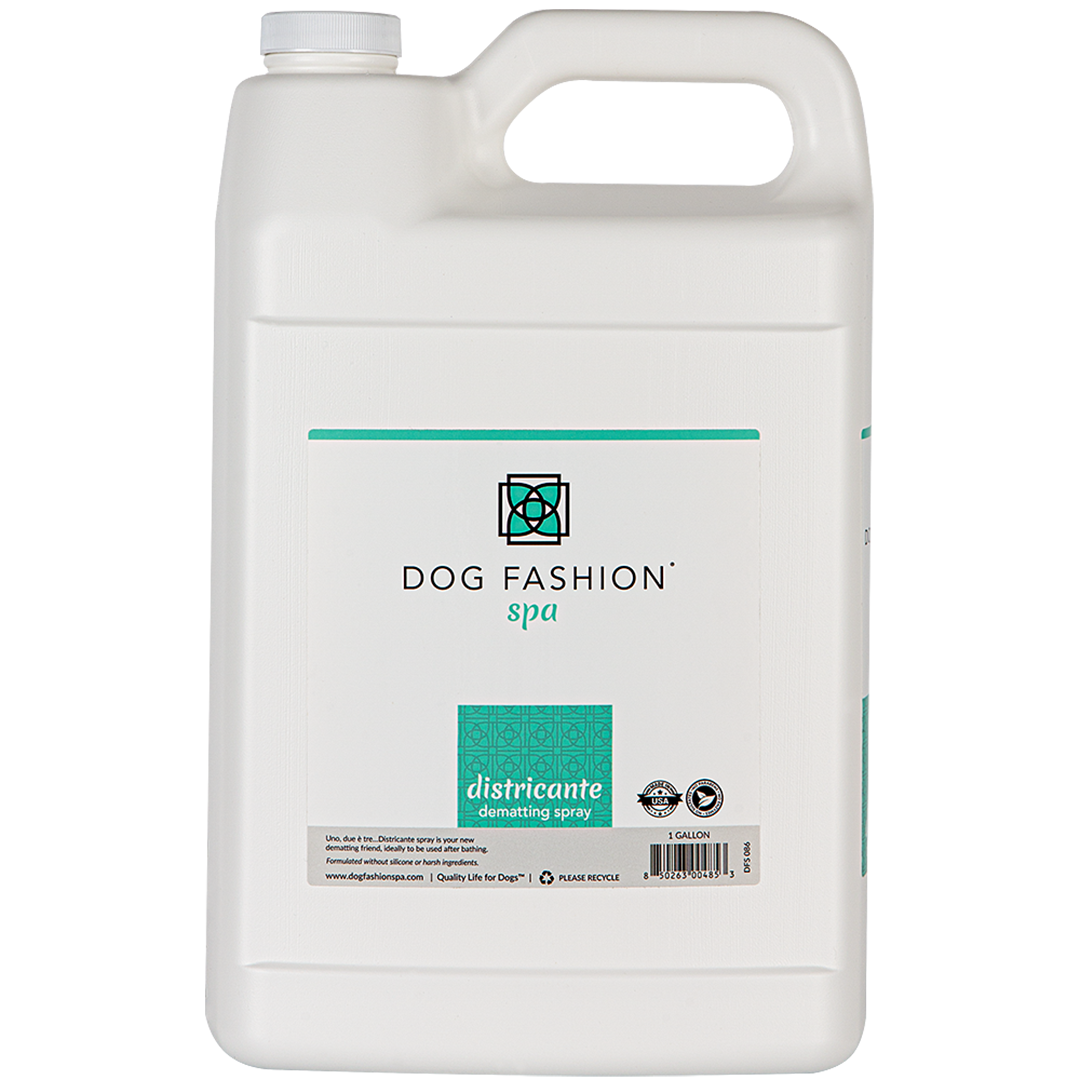 Districante Dematting Spray Gallon by Dog Fashion Spa